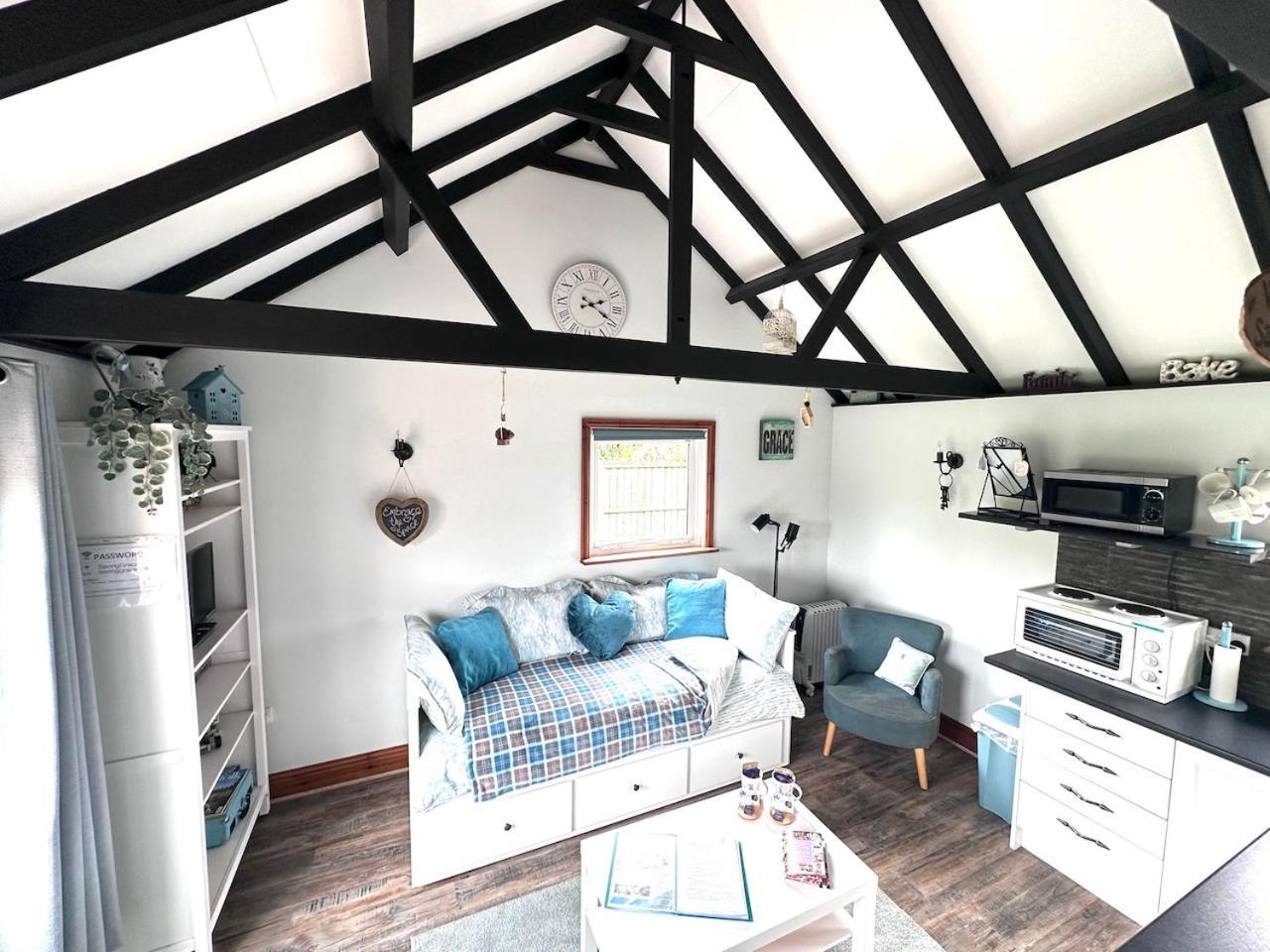 Villa Saving Grace With Private Hot Tub à Bawdeswell Extérieur photo