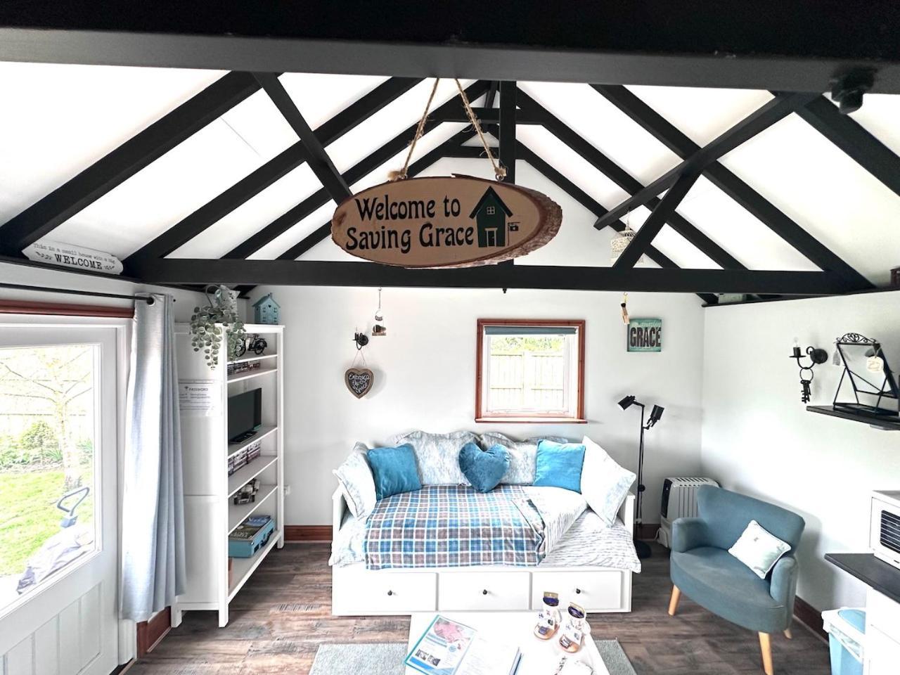 Villa Saving Grace With Private Hot Tub à Bawdeswell Extérieur photo